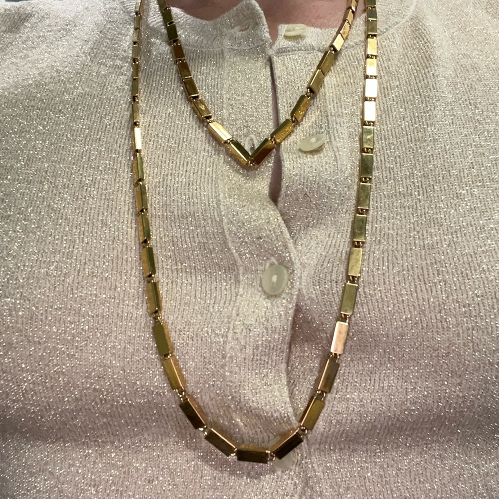 Necklace vintage Monet. 27” length. Chain link rectangles.